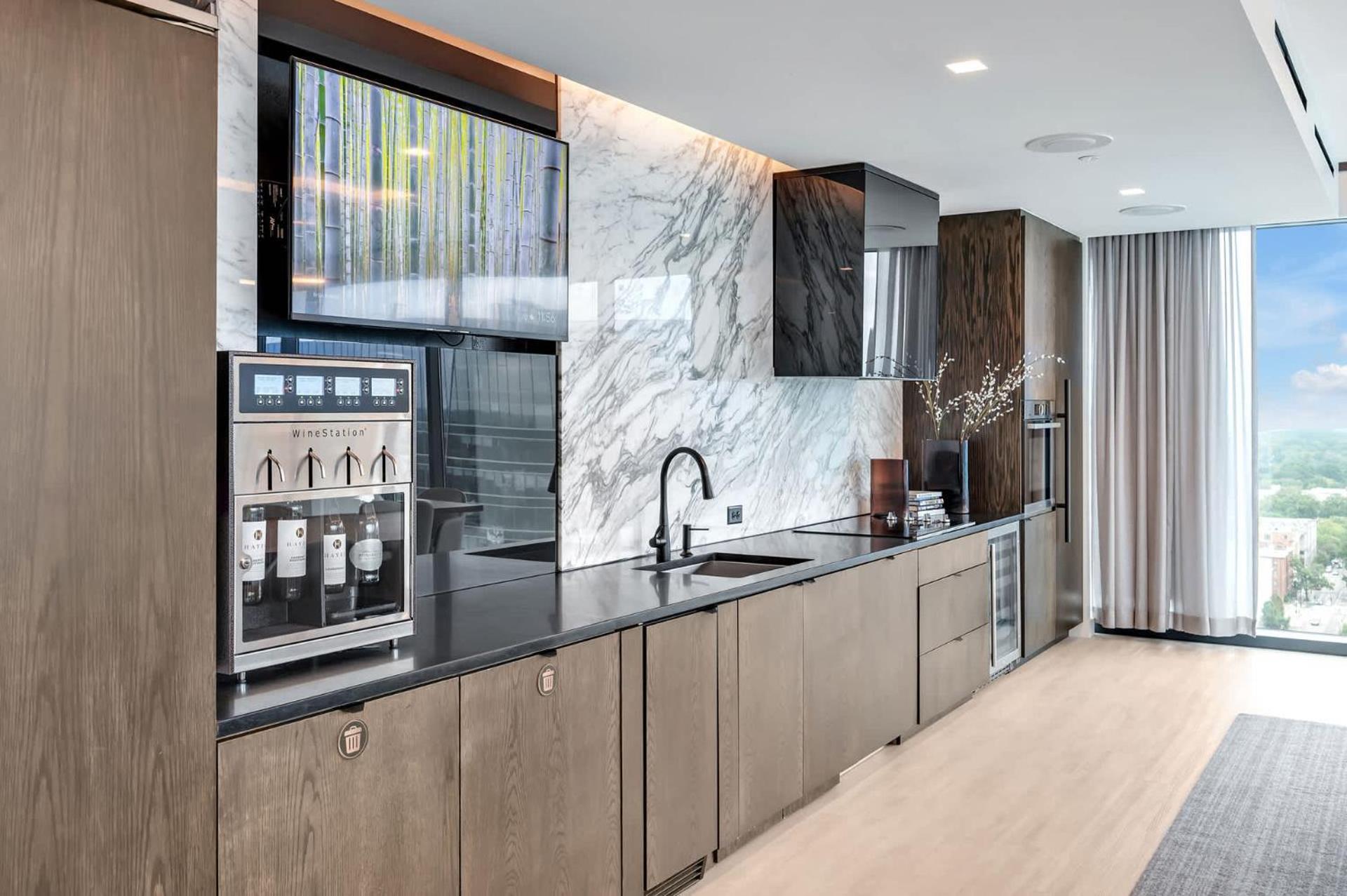 High-Rise Apt Raleigh Free Parking & Sunset View 1 Ngoại thất bức ảnh